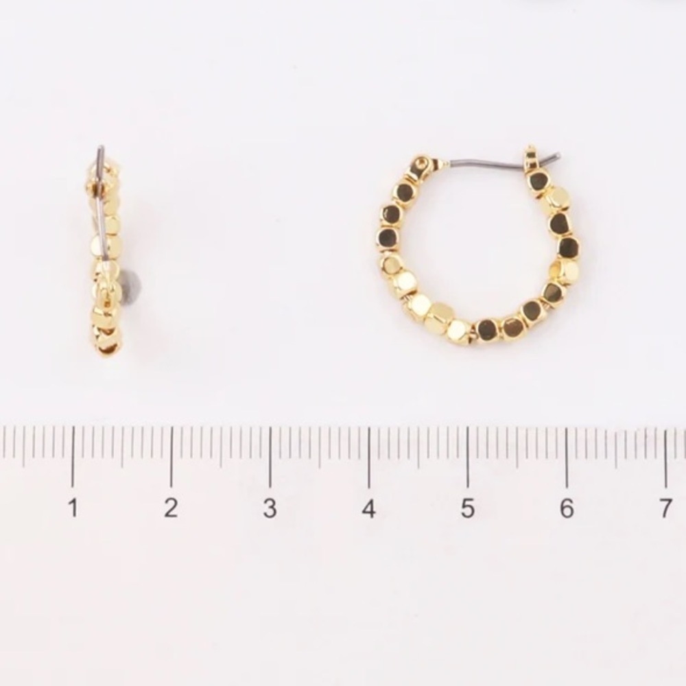 [GOLD]Dainty Delicate 19.5mm 18kt Gold Filled Beaded Small Huggie Hoop E… - Picture 8 of 8